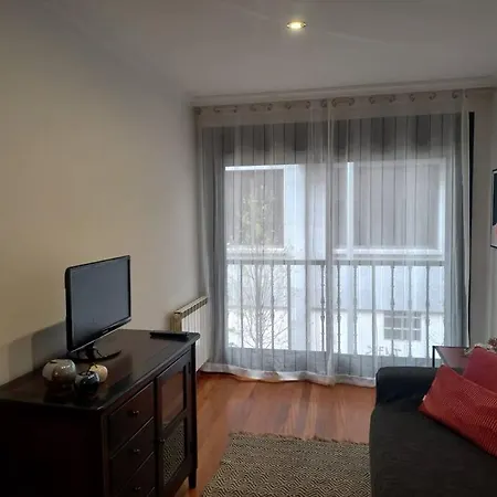 Los Almendros En El Camino Pontevedra